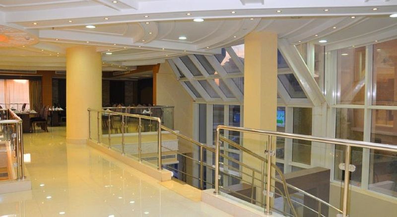 Gloria Hotel 3*